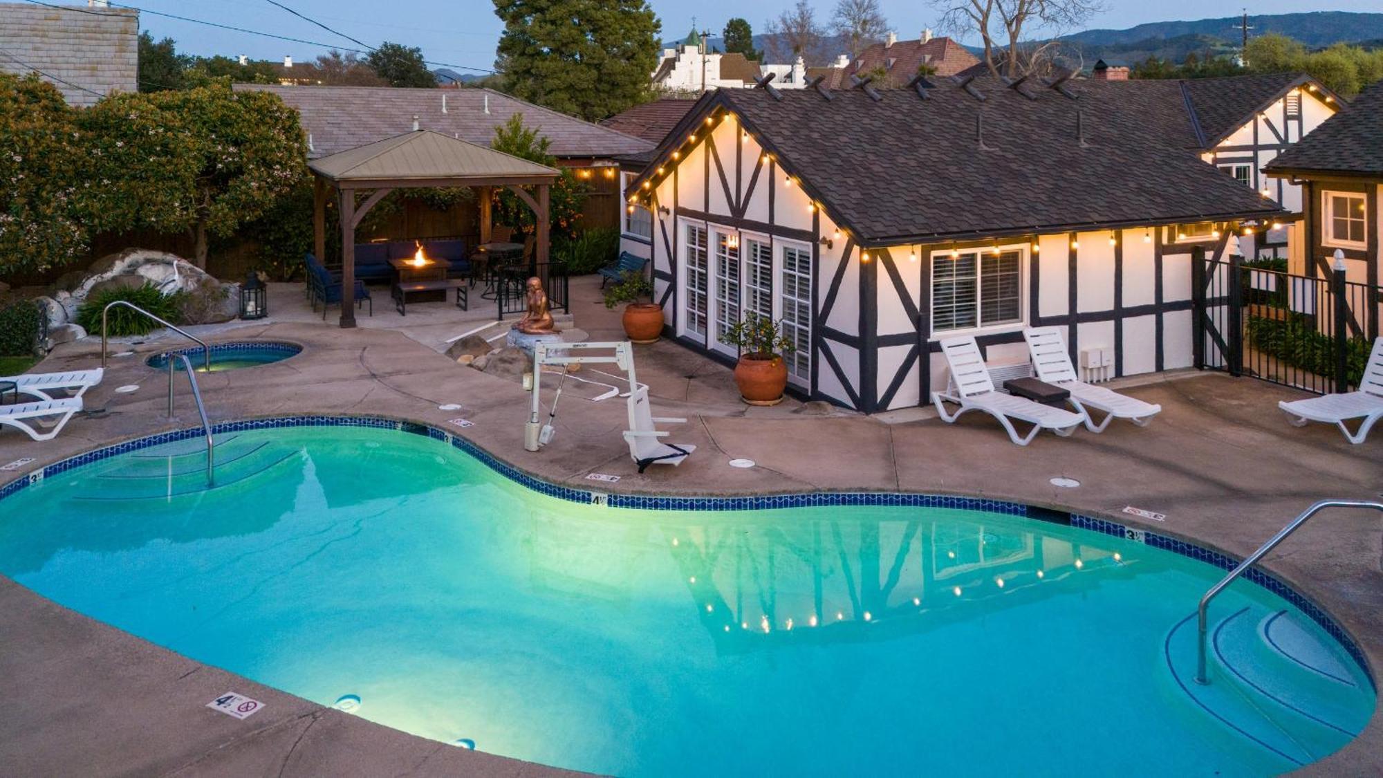 Solvang Inn & Cottages Ngoại thất bức ảnh