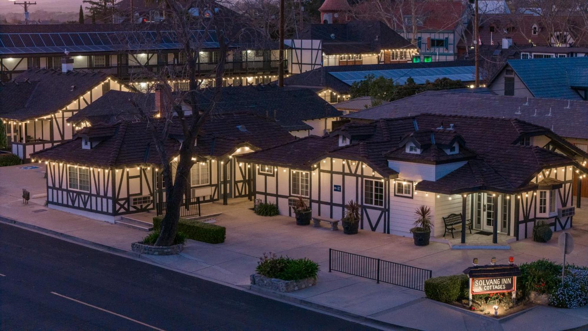 Solvang Inn & Cottages Ngoại thất bức ảnh