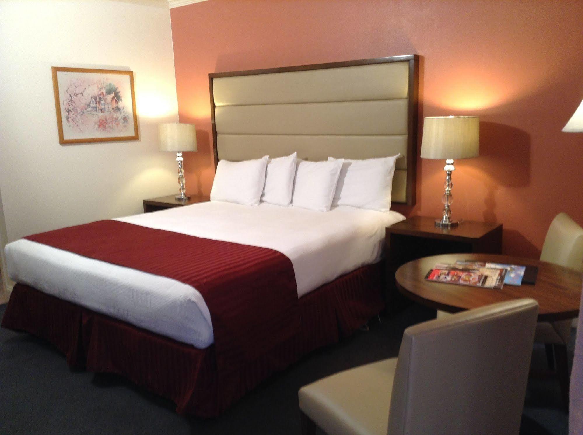 Solvang Inn & Cottages Ngoại thất bức ảnh